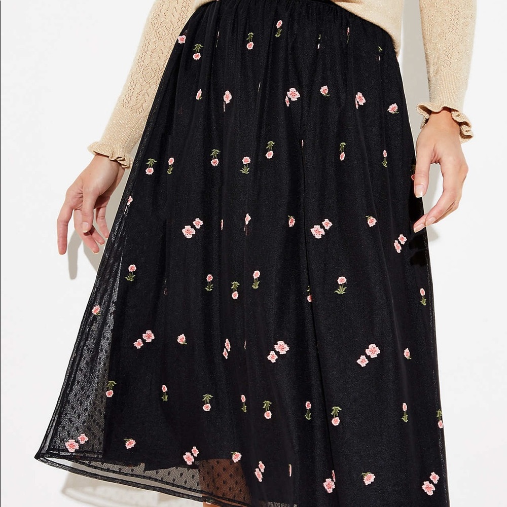 LOFT Floral Embroidered Tulle Skirt (Sz 18)